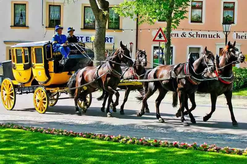 Postkutsche am Markt